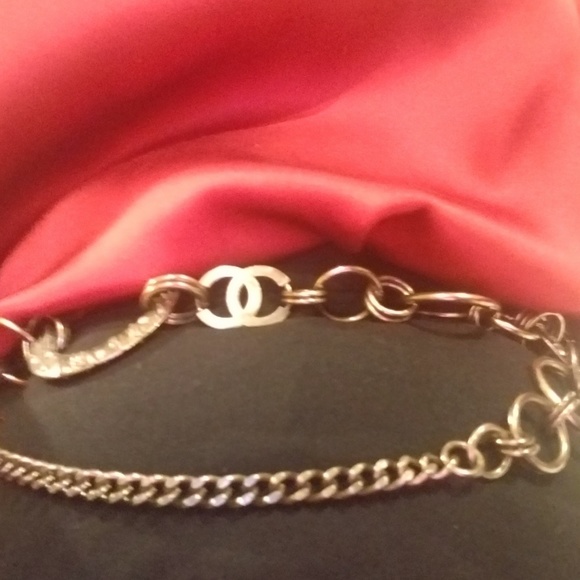100% Authentic Chanel Belt Necklace - Picture 4 of 10